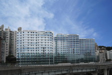 LX글라스 수퍼더블로이, 초고급 한강 뷰 아파트  포제스한강에 적용