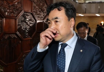 검찰, '민주당 전대 돈봉투 사건' 윤관석에 징역 5년 구형