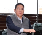 이재용, 해외 현장경영 나서…설 연휴 중동·동남아 방문