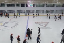 서울 도심 속 ‘빙상 피서지’ 인기…노원구 동천재활체육센터 실내빙상장 주목