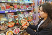 CU-서울 노포 떡볶이 맛집 애플하우스, RMR 상품 선 봬