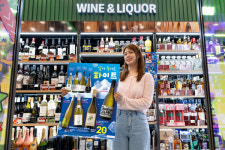 세븐일레븐, 얼.죽.화(얼어 죽어도 화이트 와인) 테마 화이트와인 기획전 진행