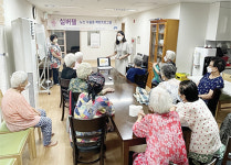 코로나19 함께 떨쳐요!