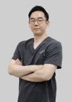 허리 통증 가볍게 생각 말아야... 정형외과 치료로 개선 가능