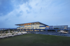 희림이 설계한 적도기니 바타국제공항 여객터미널 준공…K-공항 건축 이끌어