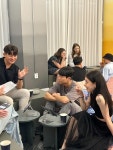 엔코위더스로 이어지는 세계적인 연결