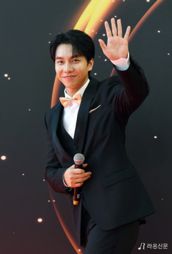 가수 이승기, 데뷔 20주년을 맞아 서울에서 7300+ 팬미팅 개최