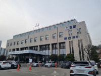 검찰, 성남FC 후원금 의혹 두산건설 등 20여곳 압수수색