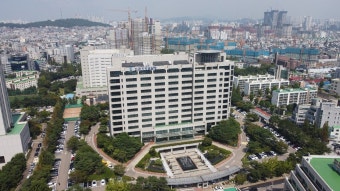 검찰, 중증장애인 수영선수 12명 폭행한 인천 전 감독과 코치에 징역형 구형