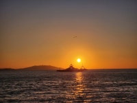 [포토] 하늘과 바다가 함께한 신도 선착장 낙조