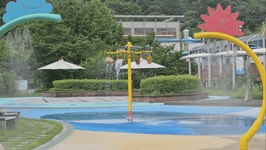손님맞이 준비하는 남양주 화도푸른물센터 물놀이장