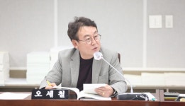 수원시 초·중·고생, 스마트폰 의존도 높아…28.4% 일 3~5시간 사용
