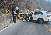 가평 북면서 SUV·요양 승합차 충돌…노인 등 7명 부상