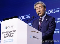 신현송 총재, 강한 성장세 속 추가 금리 인상 가능성 시사