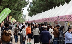 이번 주말에 강릉으로 떠나볼까?...제17회 강릉커피축제 개막