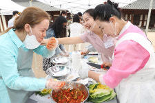 올들어 11월까지 대미 김치 수출 2670만 달러…사상 최대