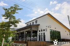 당찬 MZ들이 만들어가는 힙한 ‘포항 체험 잇다’