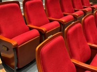 한 몸처럼 움직이는 춤꾼들의 향연 2025 대한민국은 공연중