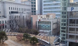 병원 가기 힘든 우리 엄마, 다가올 봄날엔 의료·요양·돌봄 통합서비스