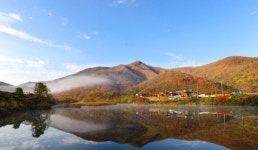곱게 물든 단풍을 보며 걷기 좋은 가을의 전북 천리길