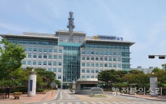 21년 장기 미제 전주 백 경사 피살 사건 사라진 권총 발견...2001년 대전 강도살인 사건 연관?