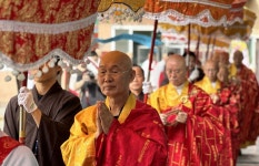 北만 남은 13층석탑 태고종에...안심정사 약사대보탑