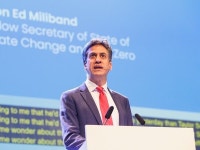 영국 새 정부, 태양광 옥상 혁명 계획…대규모 발전소 3곳 승인