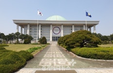 약가우대법 발의…4단체, 도전 동기 부여 환영 vs 건약, 약제비 지출 악화 반대