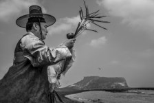 제주해녀의 삶 어루만지던 심방의 마음으로