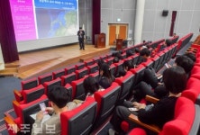 K관광의 헤드라인 제주…새로운 트렌드 맞게 변해야