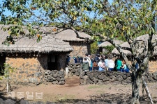 제주의 초가는 어떻게 생겼을까?