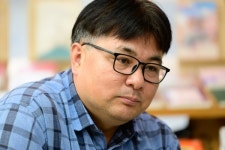 현택훈 시인 제11회 박재삼문학상 수상