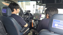 제주에서 노선형 자율주행 버스 첫 시범운행…공항·평화로 누빈다