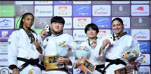 한국 여자 유도, 이현지-김민주 그랜드슬램 금메달 획득… 샛별의 빛나는 업적