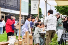 책이랑 즐겁게 지내요