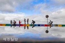비 그친 무지개로산책