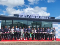 세탁소로 변신한 마을회관…제주 첫 마을 참여 노인 일자리 출발