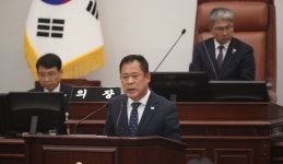 군사정권 잔재인가...5.16도로 개명 쉽지 않네