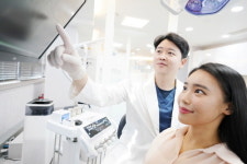 [건강칼럼] 노인 치과 치료, 개인 맞춤 계획하에 진행해야