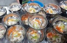 [나눔 현장을 가다] 국수 한 그릇에 사랑을 담다, 하늘숲속 마을활력소