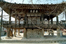 정조를 지킨 부인을 추모하기 위해 지은 방초정과 최씨담