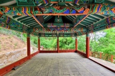 가난을 이겨낸 두 농부가 세운 운암정