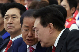 尹대통령, 홍준표와 이틀전 만찬회동…