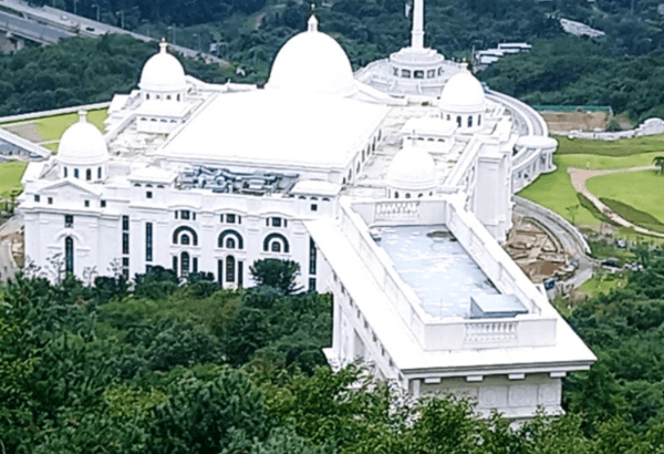 한학자 총재 비서실장, 특검 소환 조사 진행중