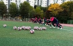 능곡고등학교 송훈 감독, 찬 바람 부는 엘리트스포츠 축구 후배 양성에 온 힘