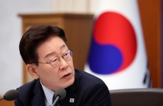 이재명 대통령 지지율 37.4% 또 최저치…서울·2030 20%대