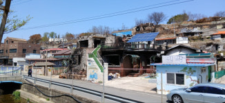 화마가 휩쓸고 간 영덕읍(노물리,석리,화천리)일대 정덕주(월남전참전자회 대구북구지회 前 지회장)의 손길