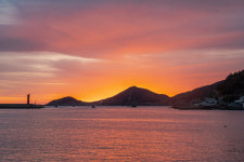 [한 해의 시작, 좋은 기운을 받을 수 있는 섬 여행지] 새해 일출, 어디서 볼까? 해돋이 맛집 섬