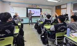 BNK경남은행, 창원중학교에 1사1교 금융교육 지원