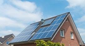 태양광 발전의 대격변… 세계는 가속, 미국은 역주행